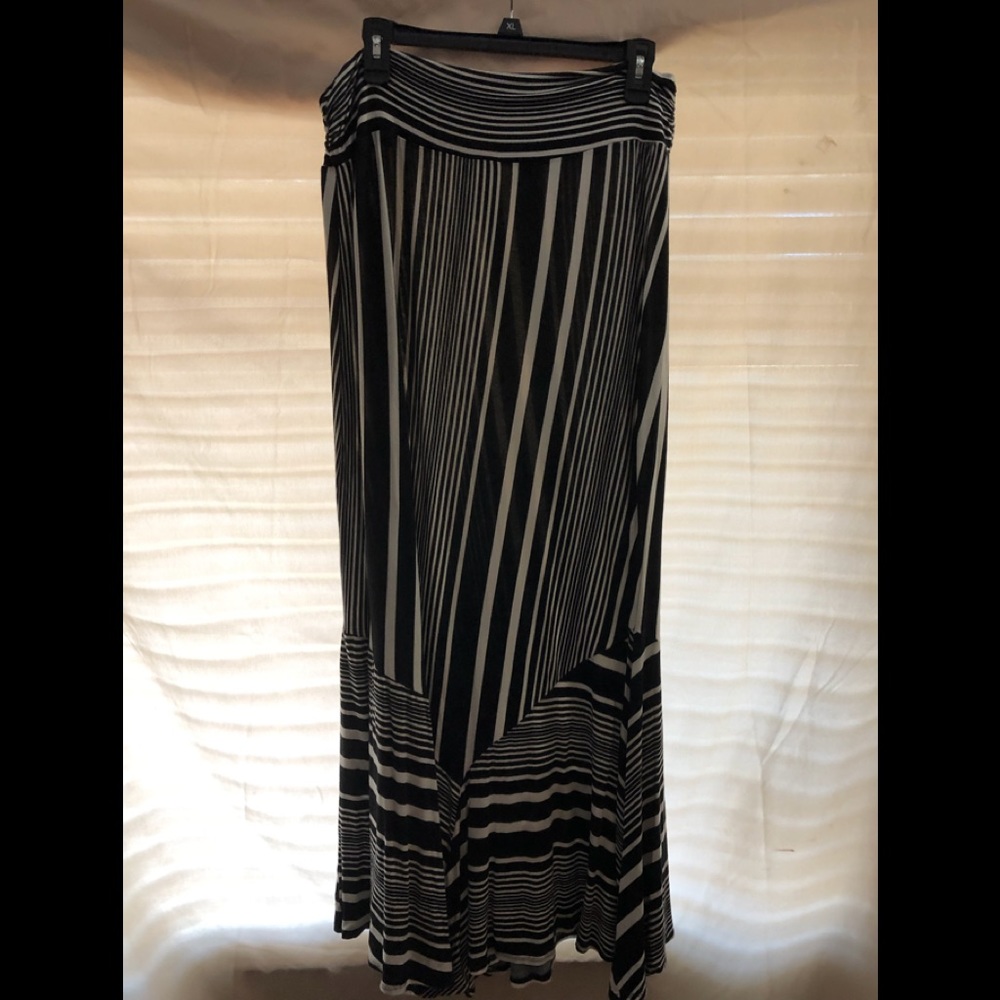 Maxi skirt